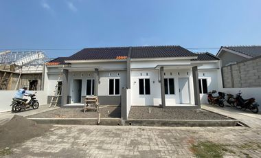 rumah modern minimalis bisa kpr dp 0% proses cepat dan mudah, lokasi di tempel gatak