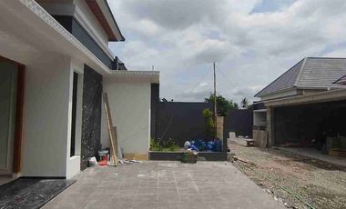 Rumah luas 3 kamar tidur dekat pasar jangkang, dekat kampus uii