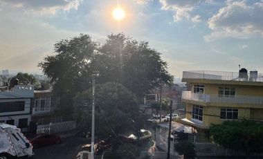 CASA CON USO DE SUELO MIXTO EN LA COLONIA SAN VICENTE