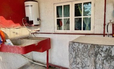 CASA CON USO DE SUELO MIXTO EN LA COLONIA SAN VICENTE