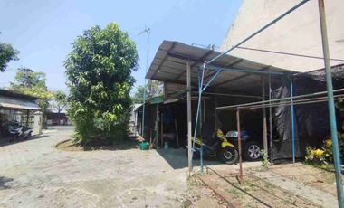 Tanah Lahan Luas Pinggir Jalan Raya Colomadu Solo Strategis