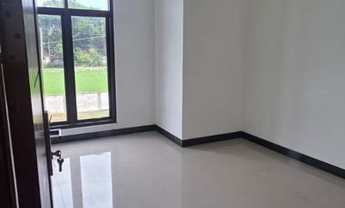 Rumah Jual Sewa Modern di Astana Buwana Solo Baru Grogol