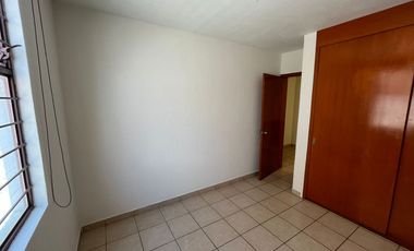 Casa dentro de condominio — 3 habitaciones, 2.5 baños y cochera para 2 autos Casa