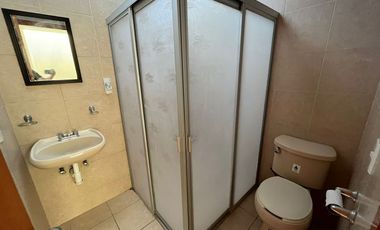 Casa dentro de condominio — 3 habitaciones, 2.5 baños y cochera para 2 autos Casa