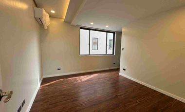 MODERN SEMI FURNISHED HOUSE IN BF HOMES PARAÑAQUE