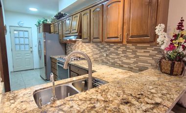 Casa en renta en Misión del Sol, semi amueblada