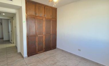 Casa en renta en Misión del Sol, semi amueblada