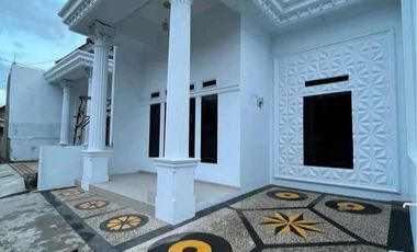 Rumah bebas desain metro