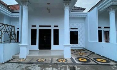Rumah bebas desain metro