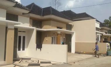 Rumah murah belakang SMAN 5 metro