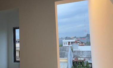 Rumah Baru 3 Lantai Di Meruya Selatan Jakarta Barat Siap Huni Desember 2025