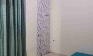 Rumah 2 Lantai 6 Kamar Timur Akses Strategis Di Telanaipura Kota Jambi