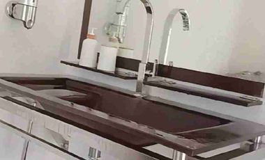 Rumah 2 Lantai 6 Kamar Timur Akses Strategis Di Telanaipura Kota Jambi