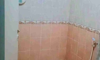 Rumah 2 Lantai 6 Kamar Timur Akses Strategis Di Telanaipura Kota Jambi