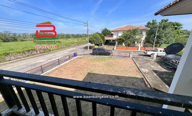 บ้านเดี่ยว เนื้อที่ 102 ตร.ว. โครงการ ดิเออเบิร์น รังสิต-นครนายก คลอง 15 ใกล้ปั้ม ปตท.คลอง 15 ถนนรังสิต-นครนายก ตำบลคลองใหญ่ อำเภอองครักษ์ นครนายก