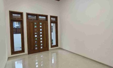 Rumah baru di sumber banjarsari solo