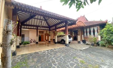 RUMAH MEWAH 7 KAMAR COCOK UNTUK HOMESTAY DI PLERET BANTUL, FURNISH