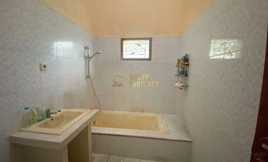 RUMAH MEWAH 7 KAMAR COCOK UNTUK HOMESTAY DI PLERET BANTUL, FURNISH