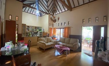 RUMAH MEWAH 7 KAMAR COCOK UNTUK HOMESTAY DI PLERET BANTUL, FURNISH