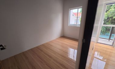 R1306 - Villa Esmeralda, San Lorenzo Royale DCD 3BR House and Lot for Sale