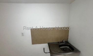 Departamento de 2 recámaras. VENTA - La Pradera