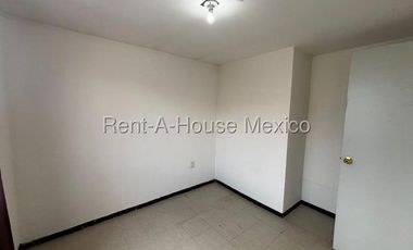 Departamento de 2 recámaras. VENTA - La Pradera