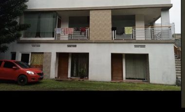 Di jual cepat villa di Jogjogan, Cisarua kab. Bogor. Dekat dgn taman wisata curug cilember, NEGO