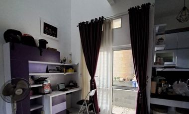 Dijual BU Rumah 2 Lantai, Include Furniture dan Private POOL di Kota Subang