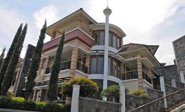 JARANG ADA, RUMAH MEWAH DAN NYAMAN DENGAN VIEW INDAH DI CIGADUNG