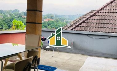 JARANG ADA, RUMAH MEWAH DAN NYAMAN DENGAN VIEW INDAH DI CIGADUNG