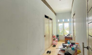 Rumah dan toko pinggir jalan Panjitilar negara