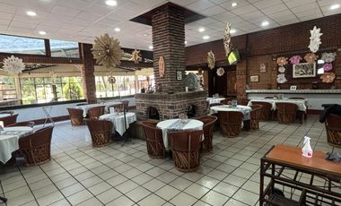 Venta de Restaurante y amplia propiedad con excelente ubicación