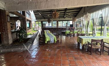 Venta de Restaurante y amplia propiedad con excelente ubicación