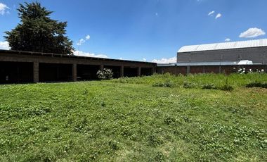 Venta de Restaurante y amplia propiedad con excelente ubicación