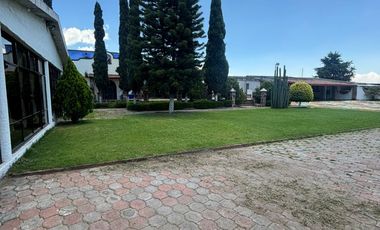 Venta de Restaurante y amplia propiedad con excelente ubicación