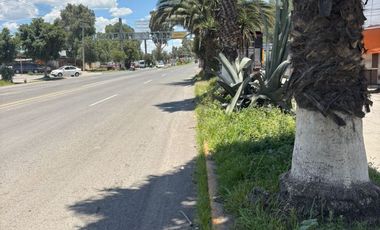 Venta de Restaurante y amplia propiedad con excelente ubicación