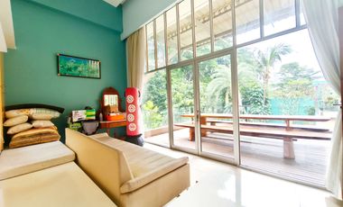 Rumah 2,5 lantai 4+2 kamar furnish hadap selatan di Sutera Renata