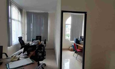 Dijual Cepat Ruko 3 Lantai Lokasi Strategis di Galaxy Kota Bekasi