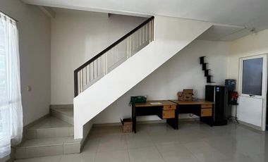 The Only One Available! Rumah 4x15 Full Furnished San Lorenzo Golf Lake Jakarta Barat