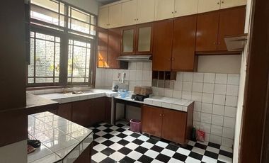 Rumah Siap Huni Di Area Sekelimus Buah Batu dkt Soekarno Hatta