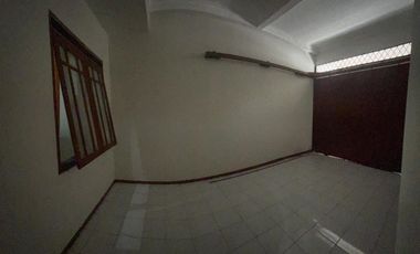Rumah Siap Huni Di Area Sekelimus Buah Batu dkt Soekarno Hatta