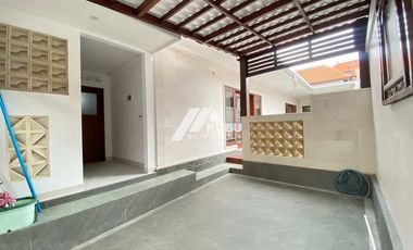 KBP1479 Simply designed of 2 bedrooms villa located on the beach side sanur.