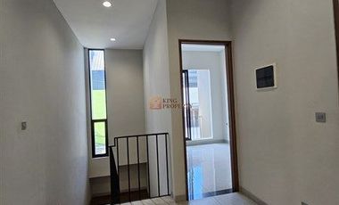 Desain Modern dan Kontemporer Rumah 2,5 Lantai di Jelambar Kavling Polri, Dekat Mall Ciputra, Royal Taruma, Sekolah Hati Kudus