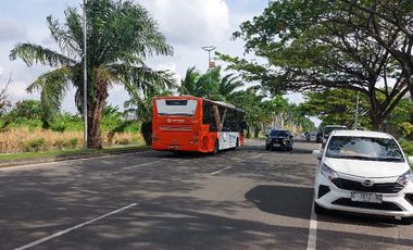 Di sewakan gedung 4  lantai ada basement di harapan indah cocok untuk kantor,sekolah,klinik,gudang