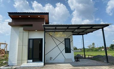 RUMAH DENGAN HARGA TERJANGKAU DEKAT STADION SULTAN AGUNG