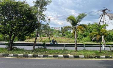 Tanah di pinggir jalan lingkar selatan