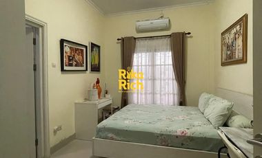 Rumah Kost Jogja Luas Lega Istimewa Semi Furnished area ugm dekat RingRoad Utara bersih terawat
