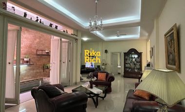 Rumah Kost Jogja Luas Lega Istimewa Semi Furnished area ugm dekat RingRoad Utara bersih terawat