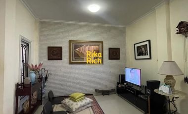 Rumah Kost Jogja Luas Lega Istimewa Semi Furnished area ugm dekat RingRoad Utara bersih terawat