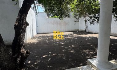 Rumah Megah Full Furnished dalam Njeron Benteng Kraton Yogyakarta tanahnya halaman luas